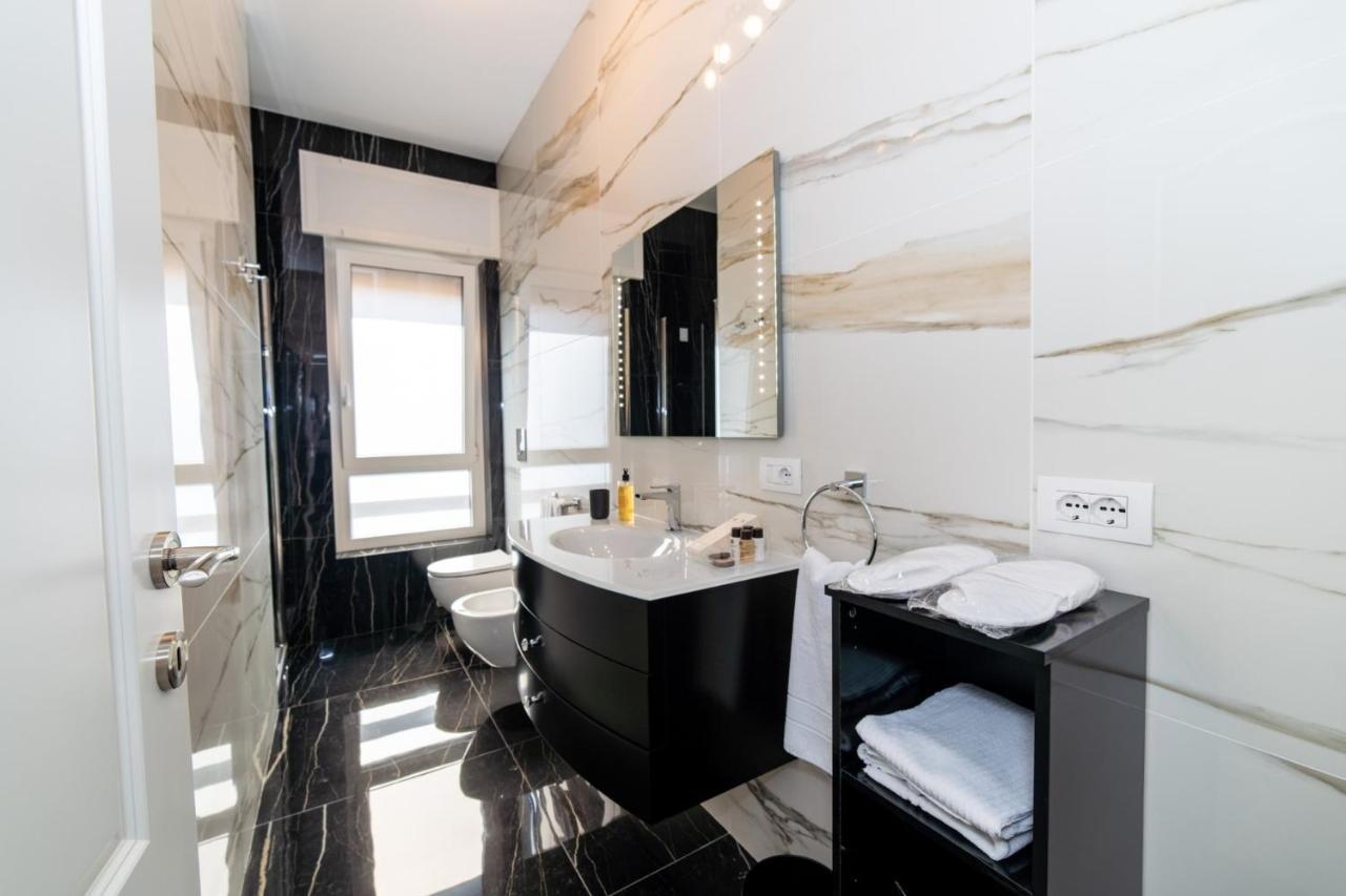 Les Suites Di Adi Apt Bari Esterno foto