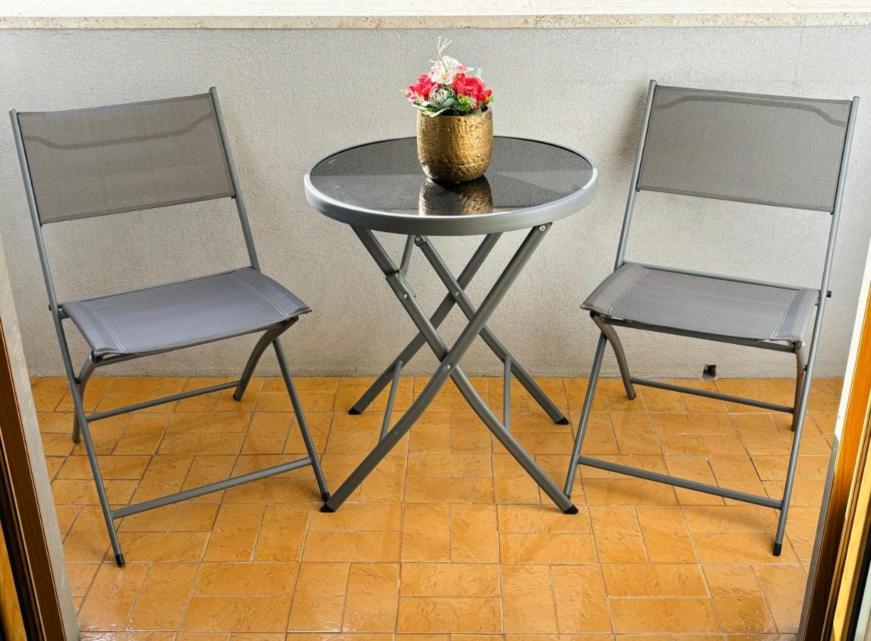 Les Suites Di Adi Apt Bari Esterno foto