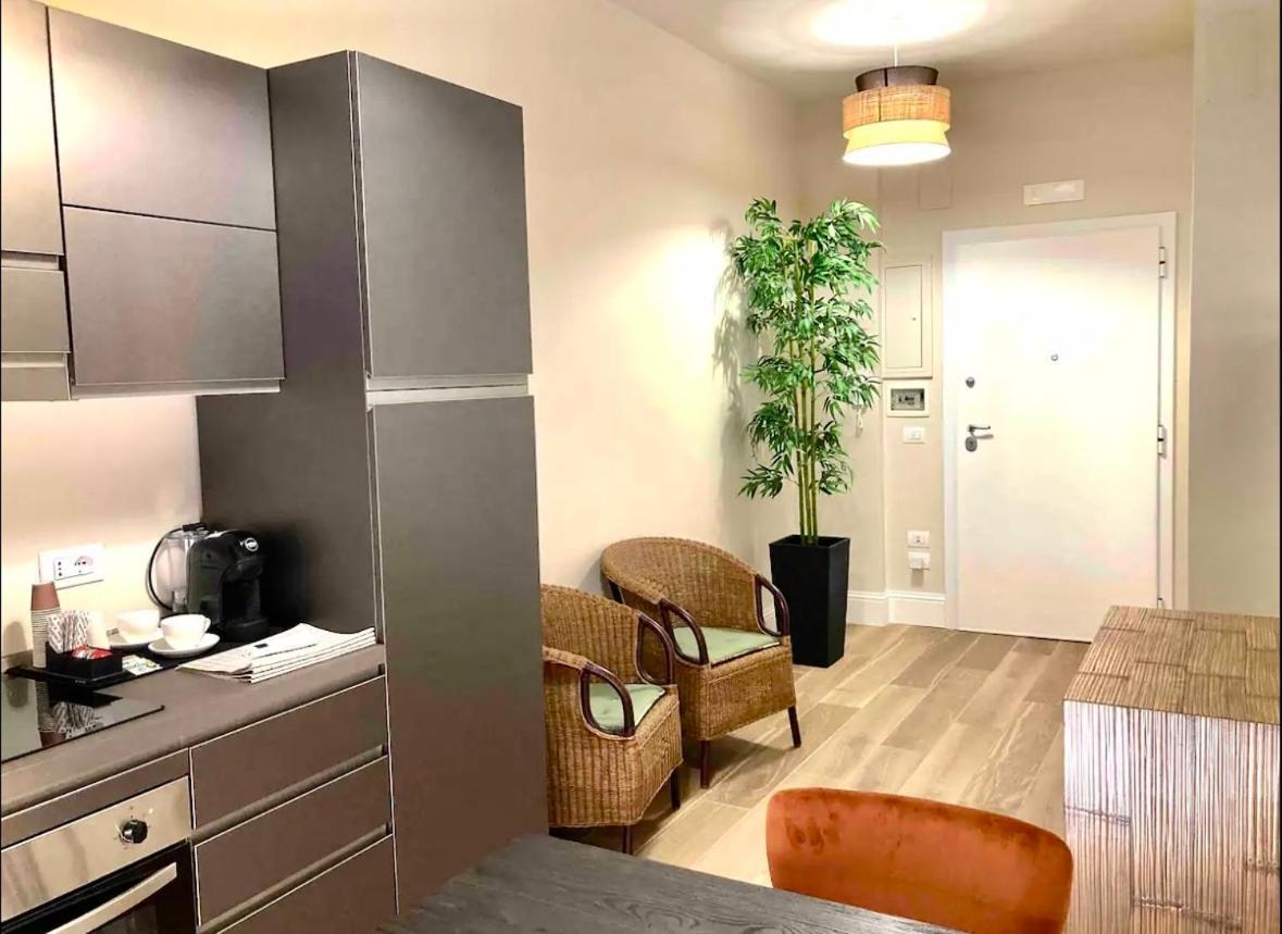 Les Suites Di Adi Apt Bari Esterno foto